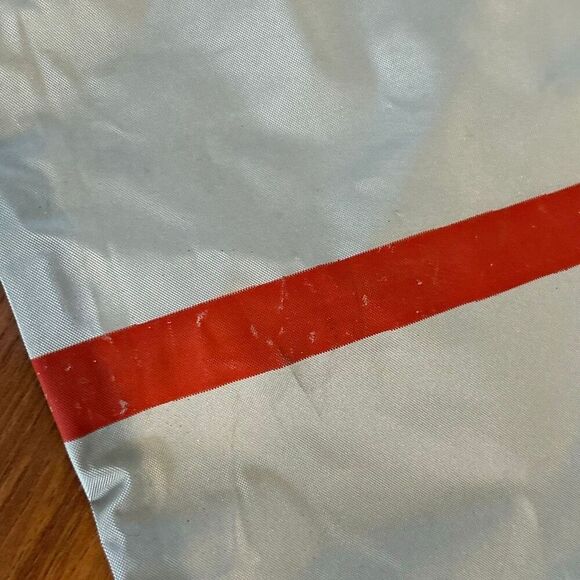 Prada dust bag rubber - Picture 3 of 3